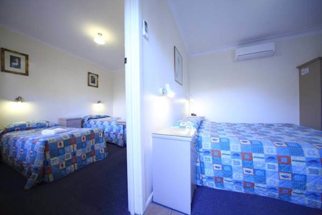 Gundagai Gabriel Motor Inn Habitación foto